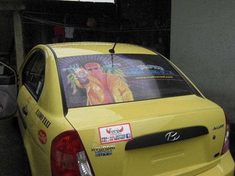 Publicidad en taxi, parte posterior vinil