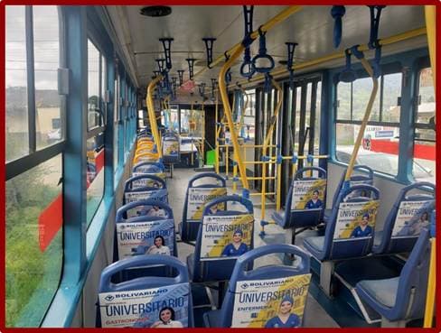 Publicidad en interior de buses en asientos